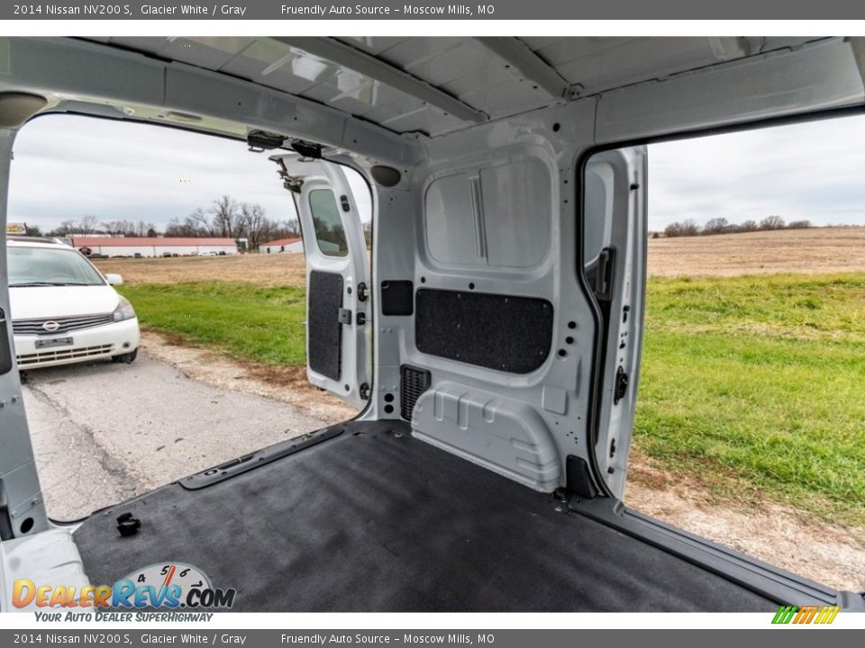 2014 Nissan NV200 S Trunk Photo #27