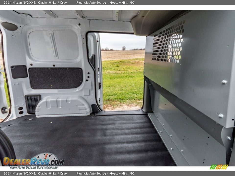 2014 Nissan NV200 S Glacier White / Gray Photo #28