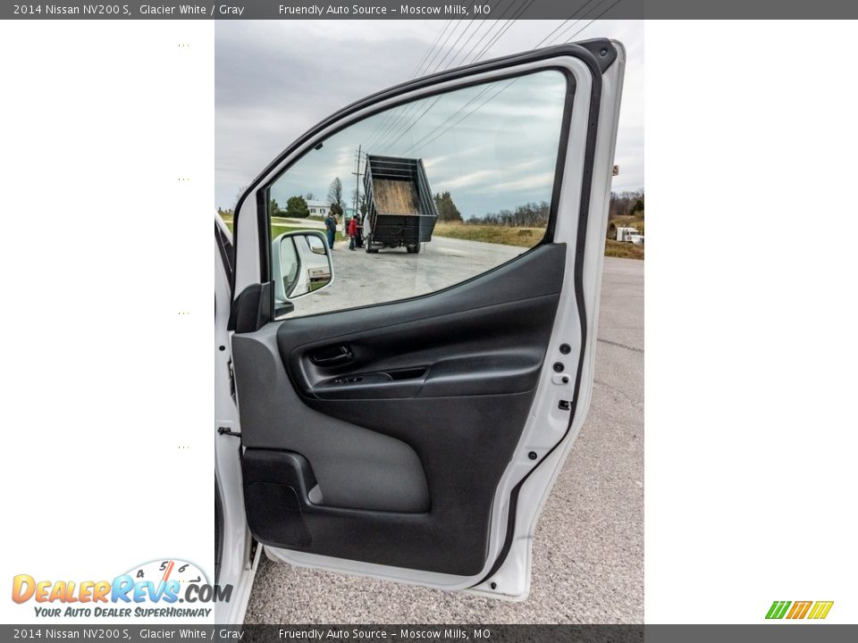 Door Panel of 2014 Nissan NV200 S Photo #29