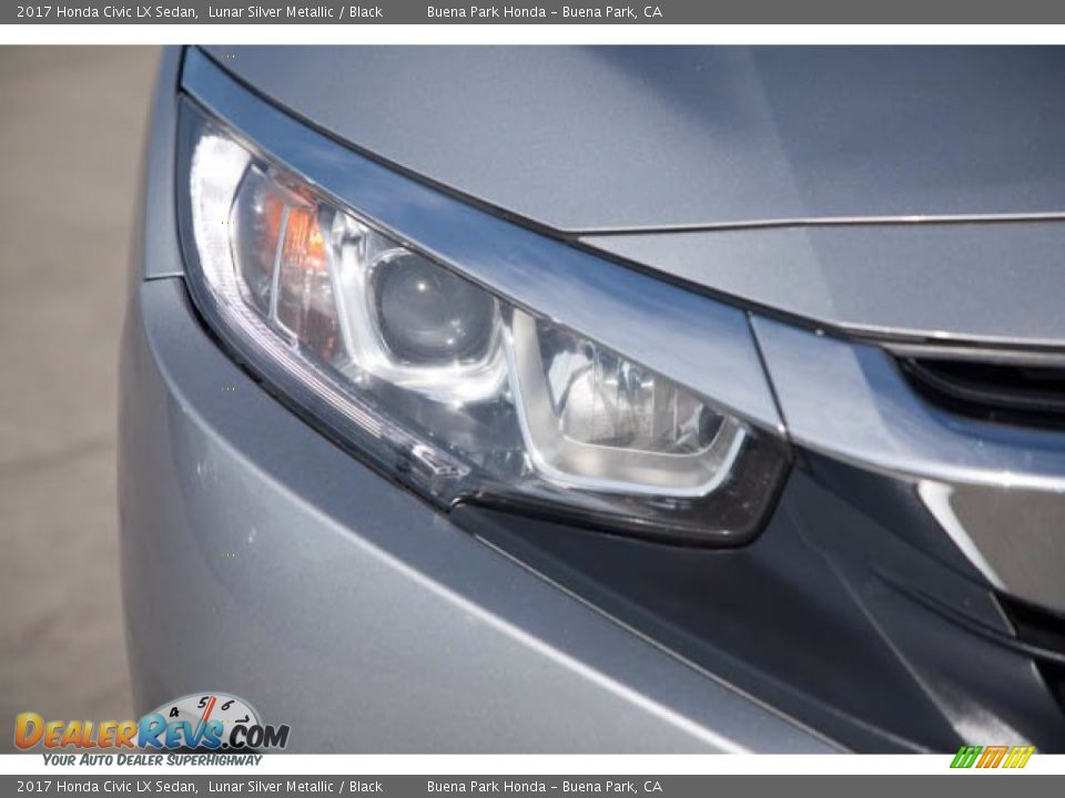2017 Honda Civic LX Sedan Lunar Silver Metallic / Black Photo #8