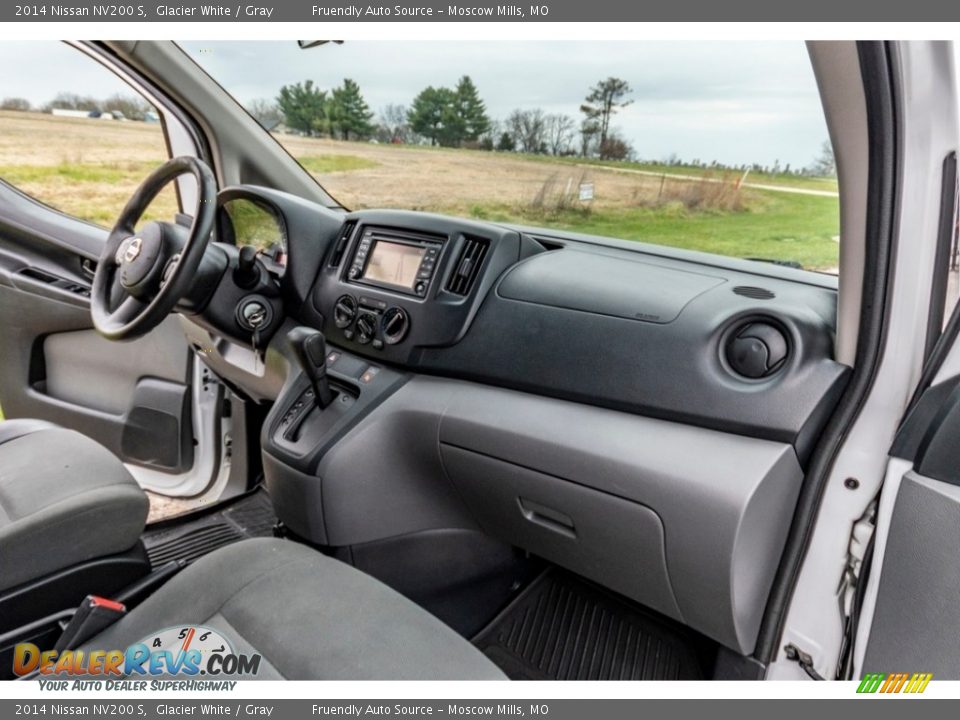 Dashboard of 2014 Nissan NV200 S Photo #30