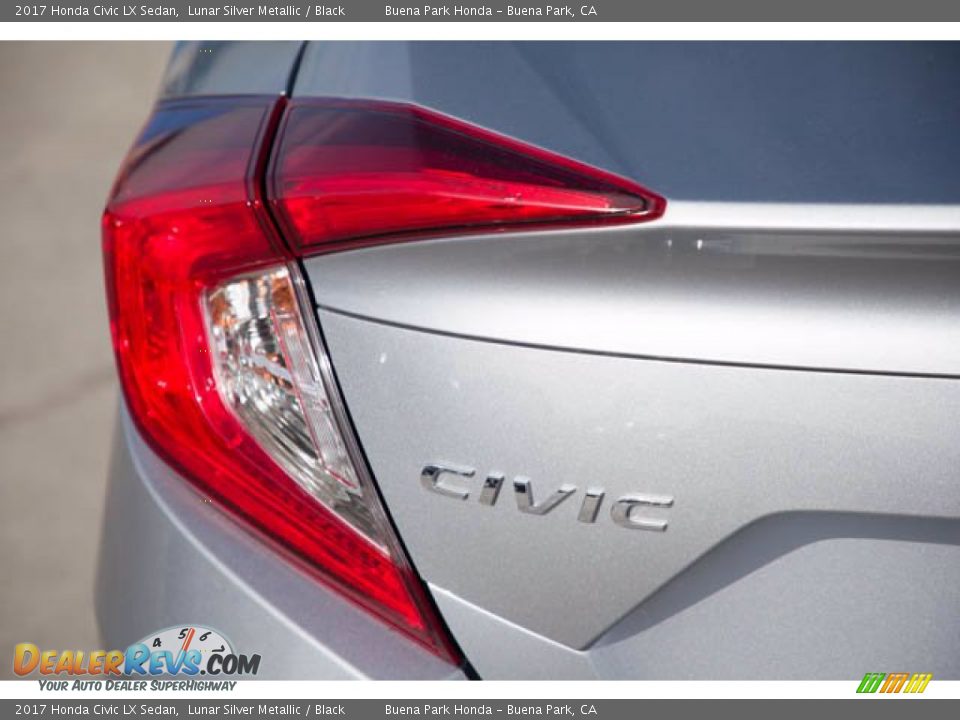 2017 Honda Civic LX Sedan Lunar Silver Metallic / Black Photo #12