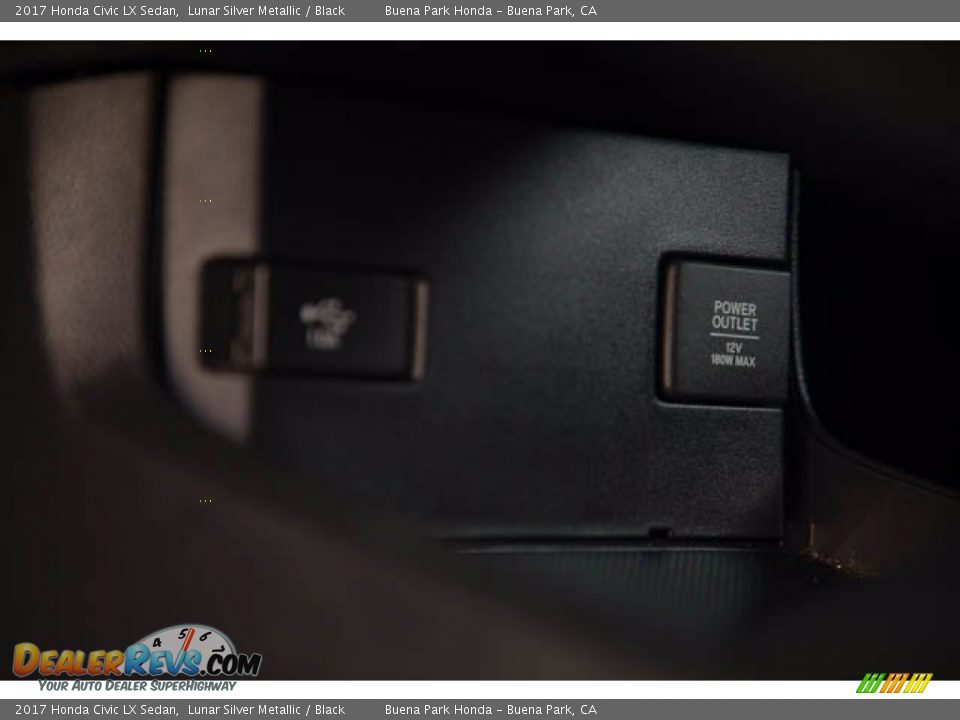 2017 Honda Civic LX Sedan Lunar Silver Metallic / Black Photo #18