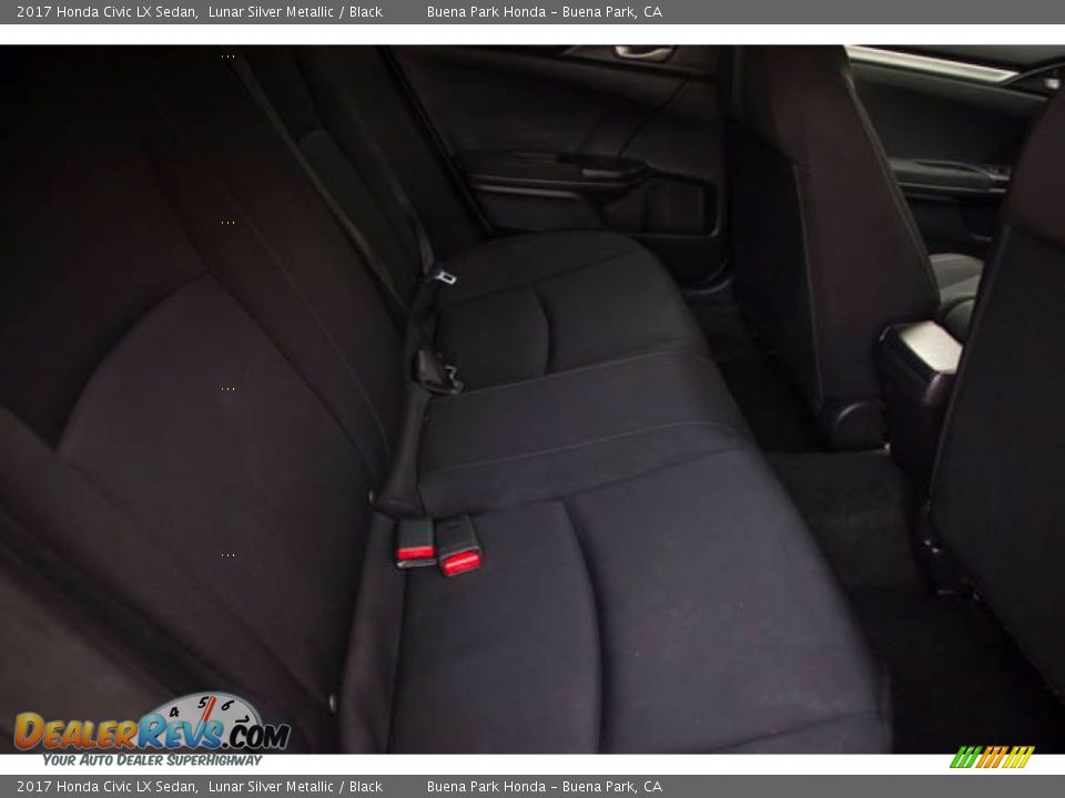 2017 Honda Civic LX Sedan Lunar Silver Metallic / Black Photo #22