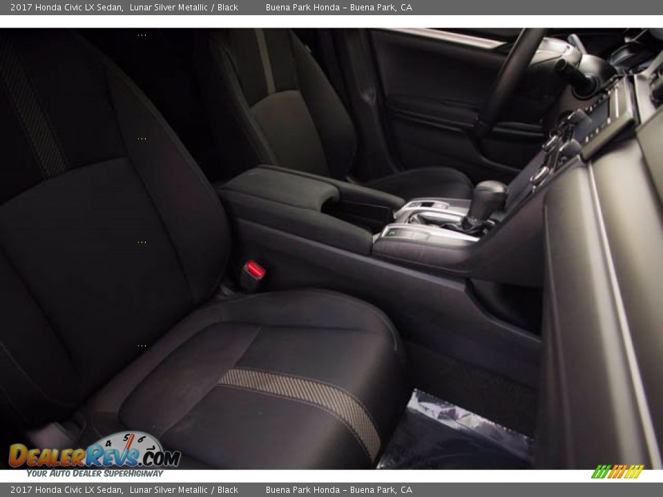 2017 Honda Civic LX Sedan Lunar Silver Metallic / Black Photo #25