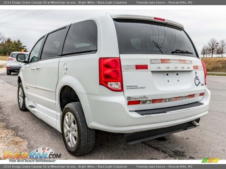 2014 Dodge Grand Caravan SE w/Wheelchair Access Bright White / Black/Light Graystone Photo #6