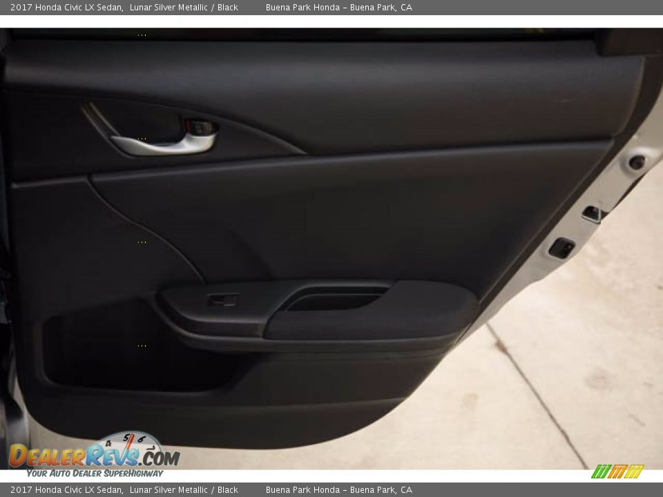2017 Honda Civic LX Sedan Lunar Silver Metallic / Black Photo #32