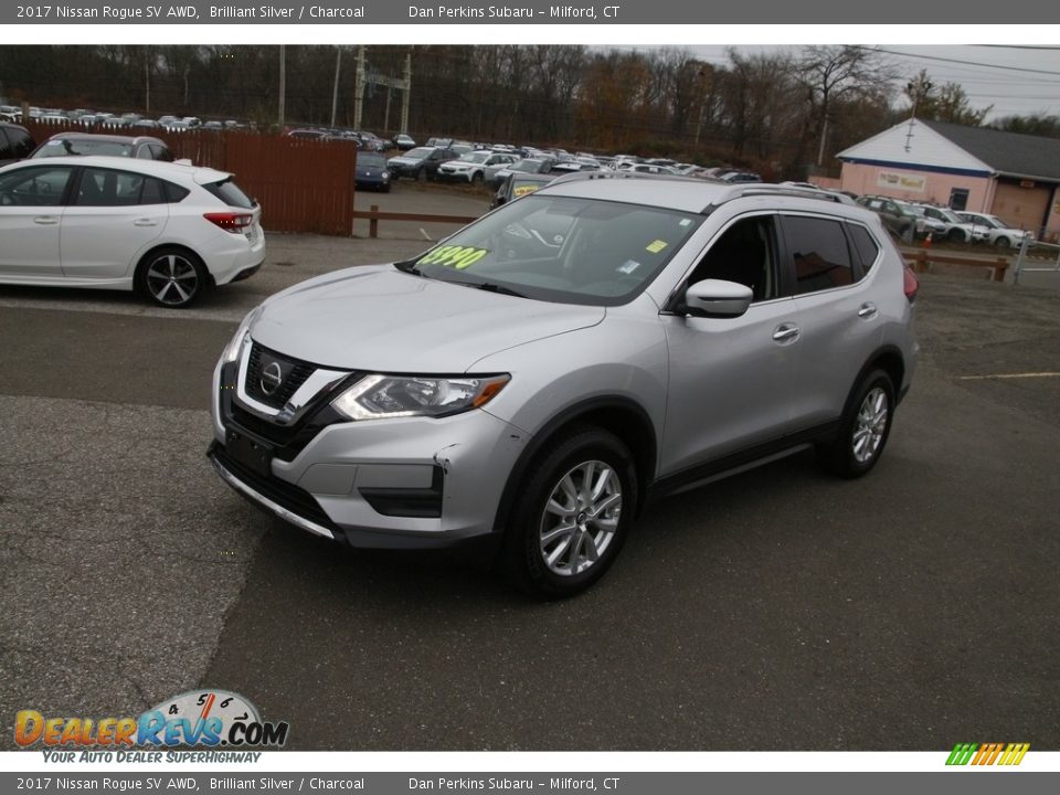 2017 Nissan Rogue SV AWD Brilliant Silver / Charcoal Photo #1
