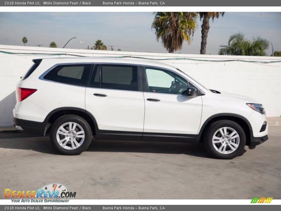 2018 Honda Pilot LX White Diamond Pearl / Black Photo #12