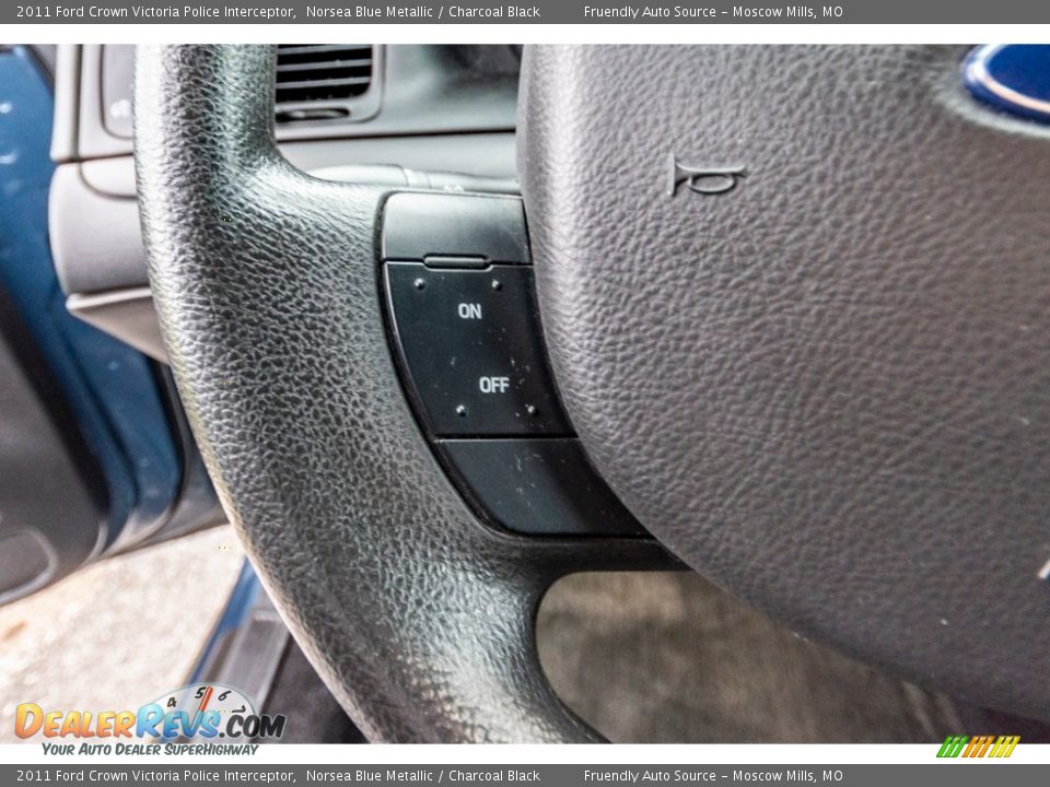 2011 Ford Crown Victoria Police Interceptor Steering Wheel Photo #33