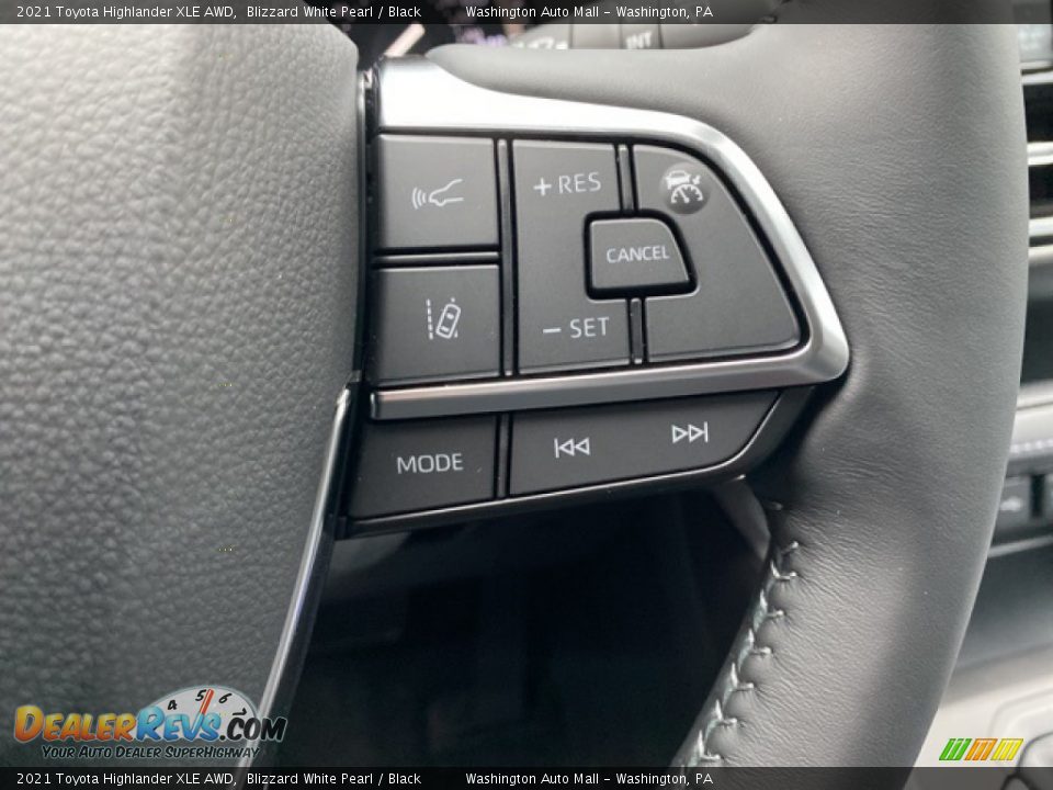 2021 Toyota Highlander XLE AWD Blizzard White Pearl / Black Photo #7