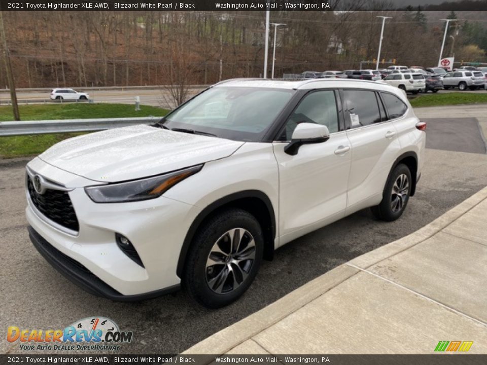 2021 Toyota Highlander XLE AWD Blizzard White Pearl / Black Photo #14