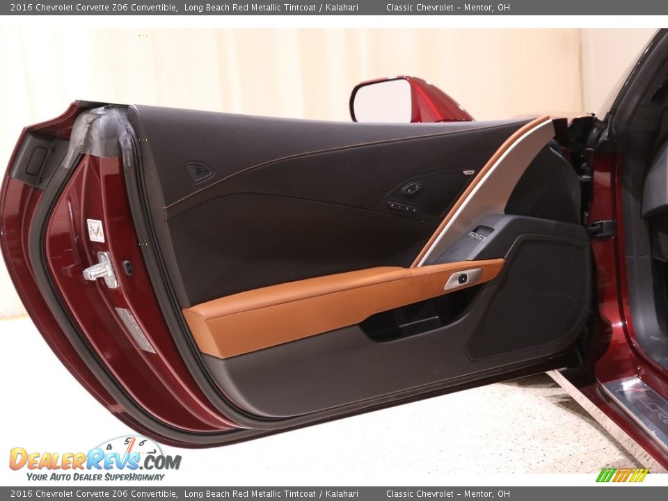 Door Panel of 2016 Chevrolet Corvette Z06 Convertible Photo #5