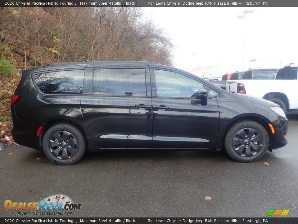 2020 Chrysler Pacifica Hybrid Touring L Maximum Steel Metallic / Black Photo #4