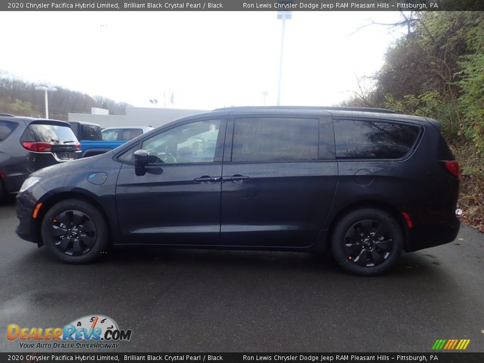 2020 Chrysler Pacifica Hybrid Limited Brilliant Black Crystal Pearl / Black Photo #7