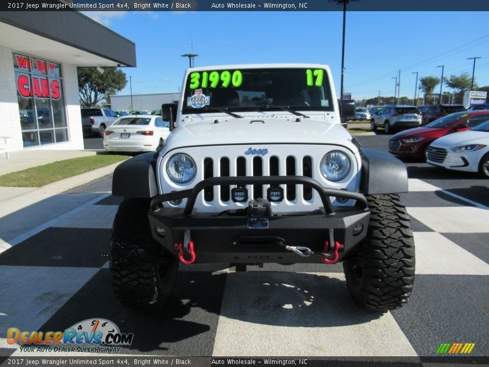 2017 Jeep Wrangler Unlimited Sport 4x4 Bright White / Black Photo #2