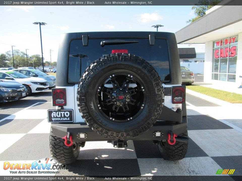 2017 Jeep Wrangler Unlimited Sport 4x4 Bright White / Black Photo #4