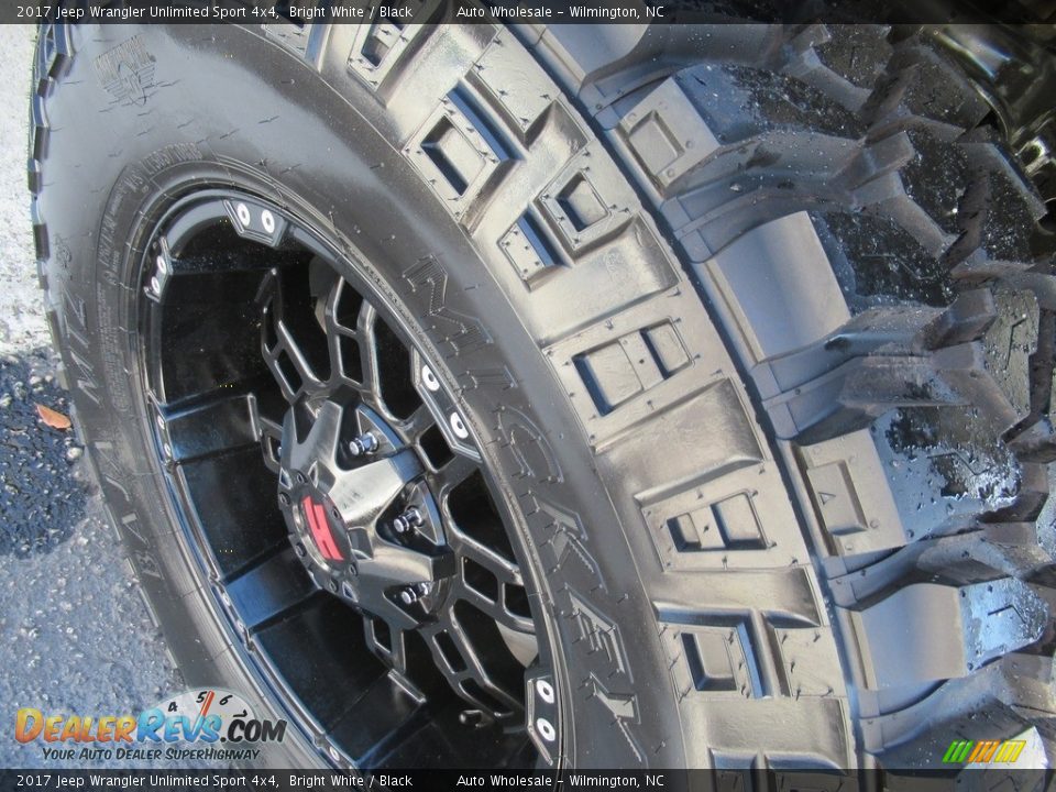 2017 Jeep Wrangler Unlimited Sport 4x4 Bright White / Black Photo #8
