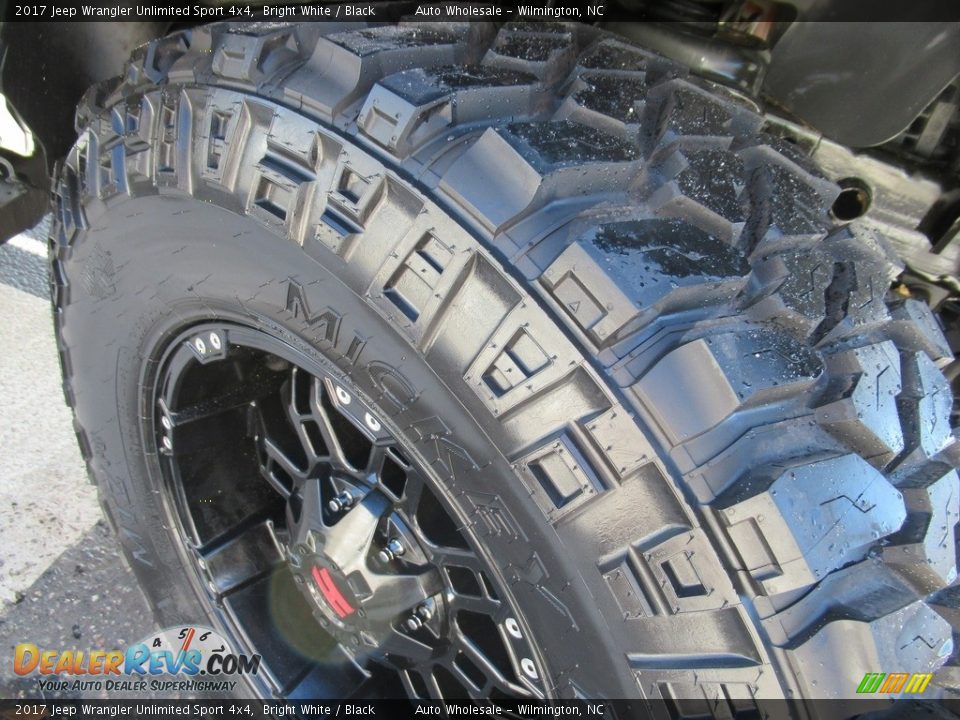 2017 Jeep Wrangler Unlimited Sport 4x4 Bright White / Black Photo #9