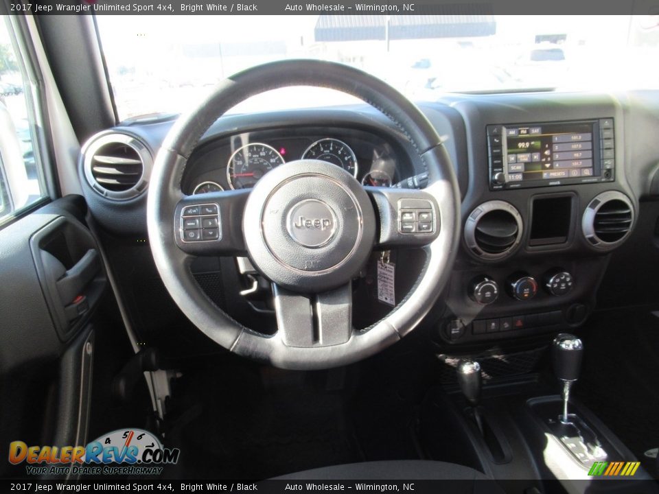 2017 Jeep Wrangler Unlimited Sport 4x4 Bright White / Black Photo #15