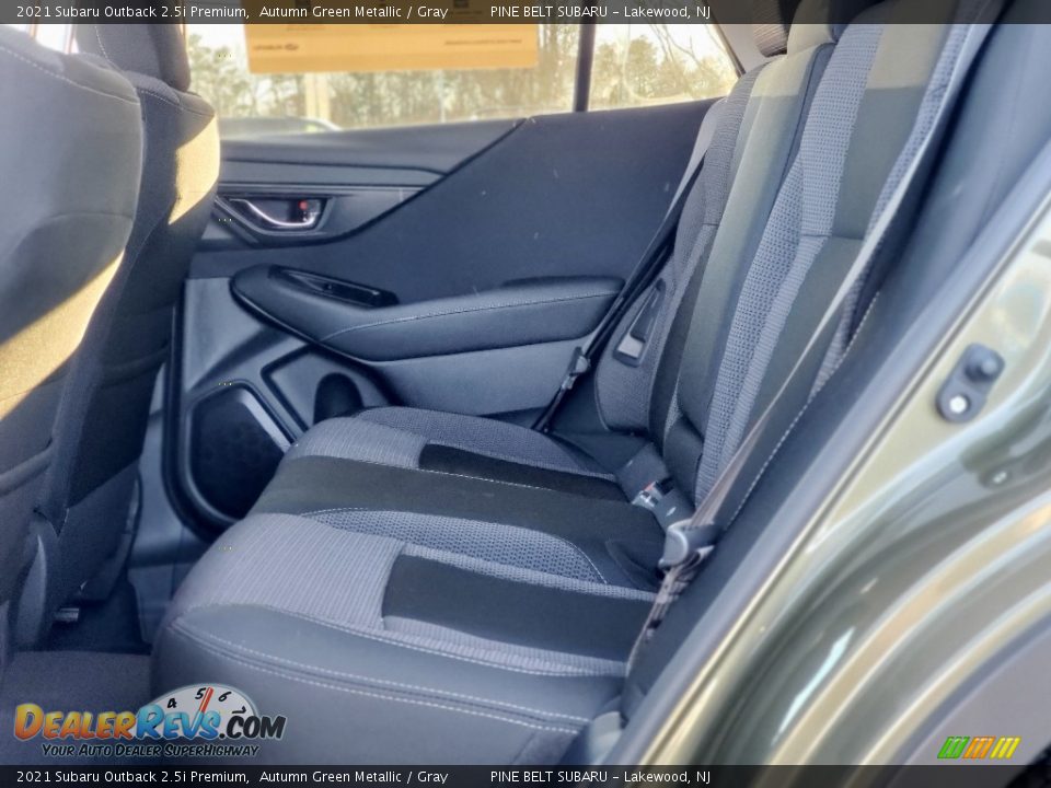 2021 Subaru Outback 2.5i Premium Autumn Green Metallic / Gray Photo #9