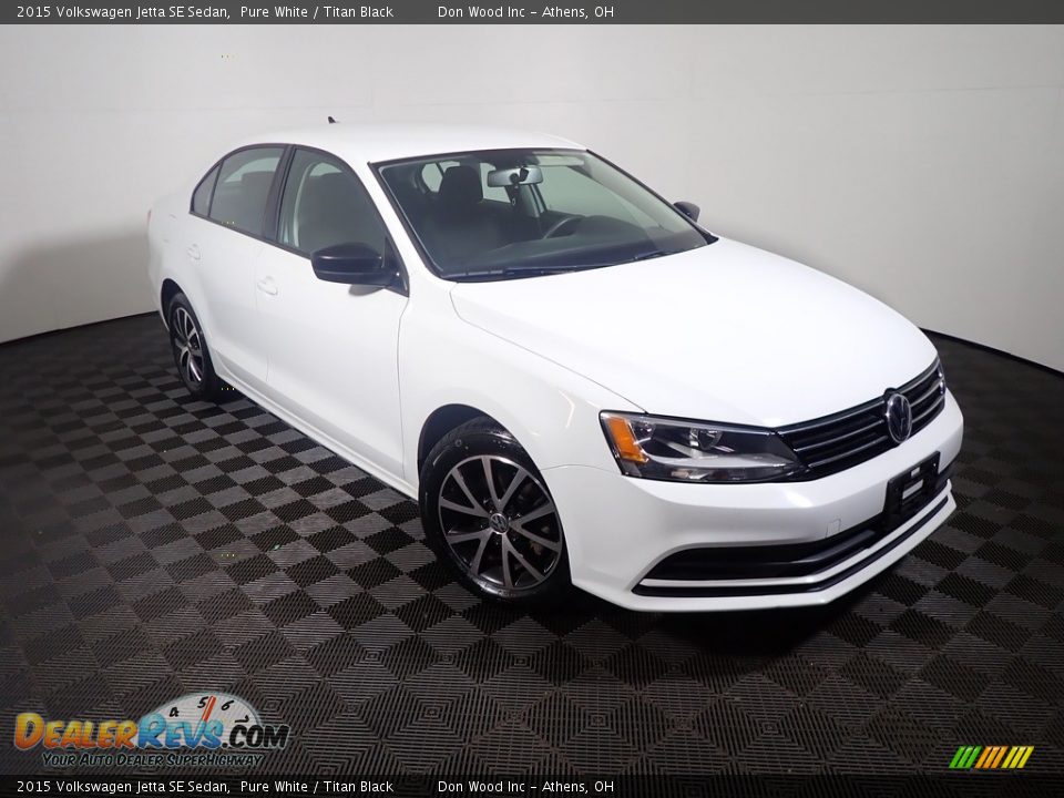 2015 Volkswagen Jetta SE Sedan Pure White / Titan Black Photo #3