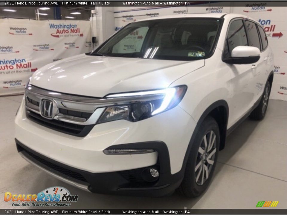 2021 Honda Pilot Touring AWD Platinum White Pearl / Black Photo #3