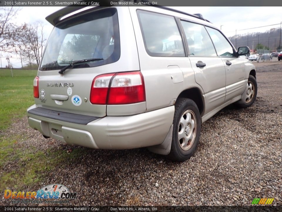 2001 Subaru Forester 2.5 S Silverthorn Metallic / Gray Photo #8