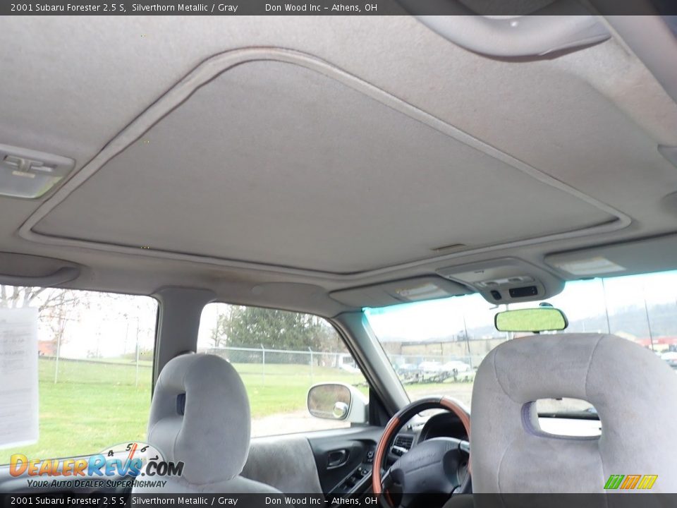 2001 Subaru Forester 2.5 S Silverthorn Metallic / Gray Photo #9