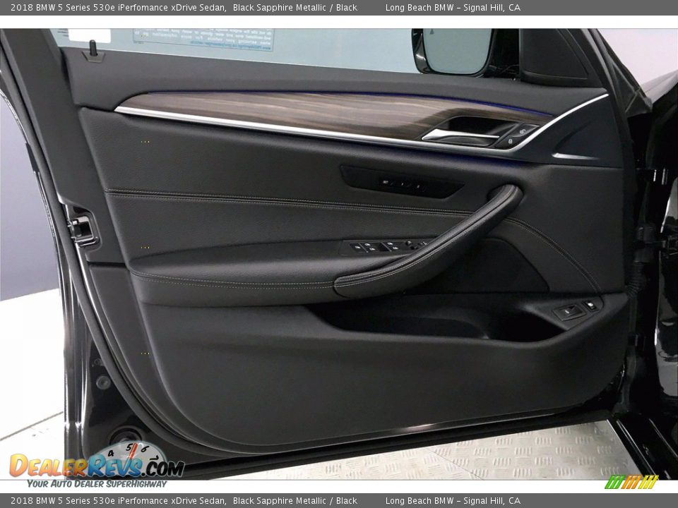 2018 BMW 5 Series 530e iPerfomance xDrive Sedan Black Sapphire Metallic / Black Photo #23