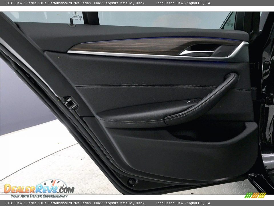 2018 BMW 5 Series 530e iPerfomance xDrive Sedan Black Sapphire Metallic / Black Photo #25