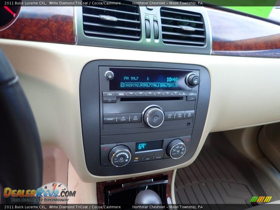 2011 Buick Lucerne CXL White Diamond TriCoat / Cocoa/Cashmere Photo #28