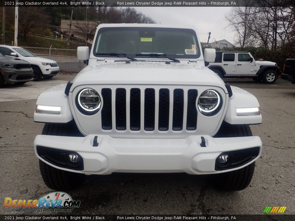 2021 Jeep Gladiator Overland 4x4 Bright White / Black Photo #2