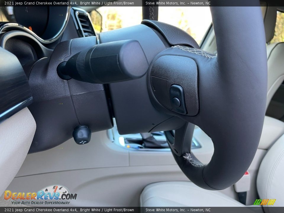 2021 Jeep Grand Cherokee Overland 4x4 Bright White / Light Frost/Brown Photo #12