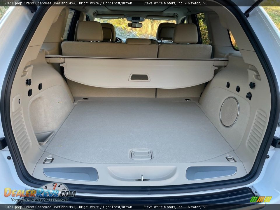 2021 Jeep Grand Cherokee Overland 4x4 Bright White / Light Frost/Brown Photo #15