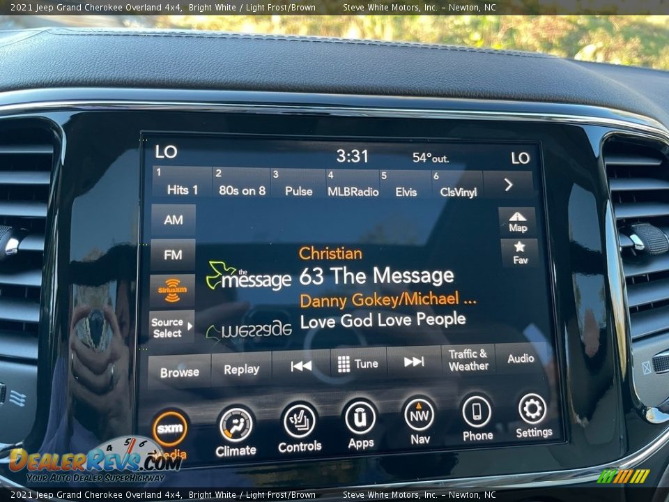 2021 Jeep Grand Cherokee Overland 4x4 Bright White / Light Frost/Brown Photo #23