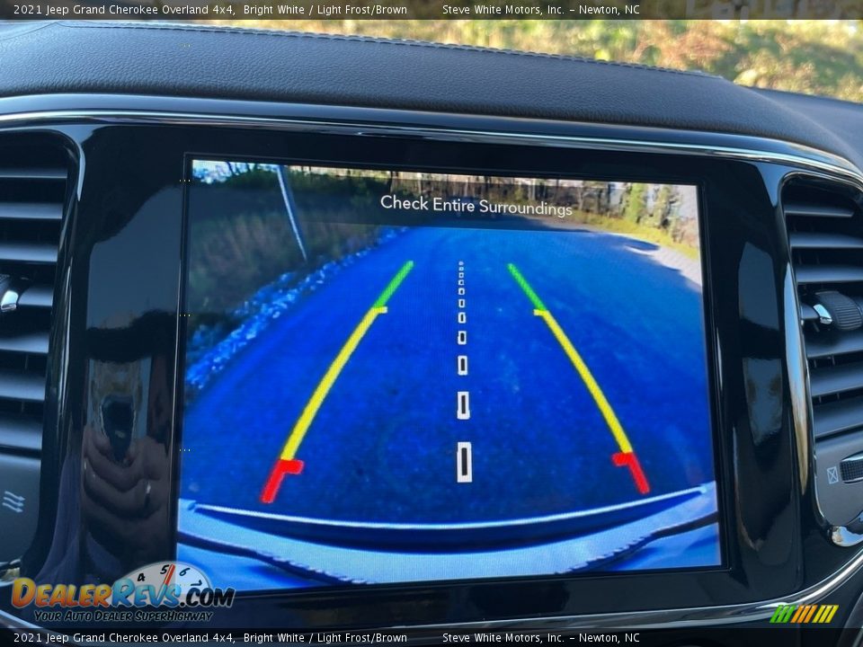 2021 Jeep Grand Cherokee Overland 4x4 Bright White / Light Frost/Brown Photo #27