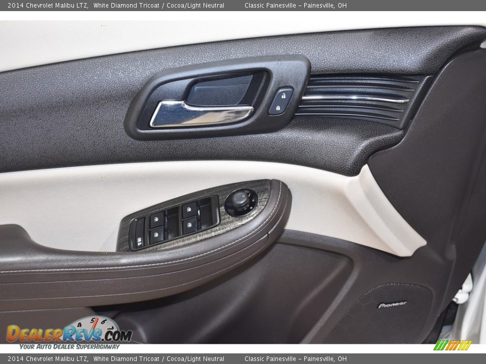 2014 Chevrolet Malibu LTZ White Diamond Tricoat / Cocoa/Light Neutral Photo #11