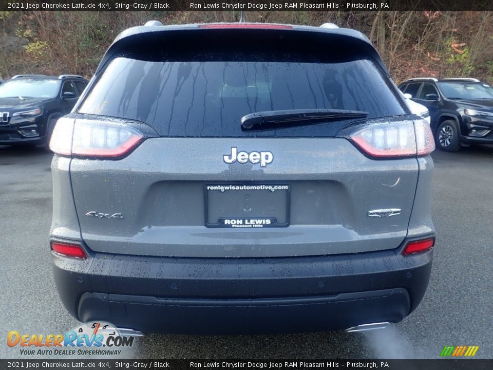 2021 Jeep Cherokee Latitude 4x4 Sting-Gray / Black Photo #10