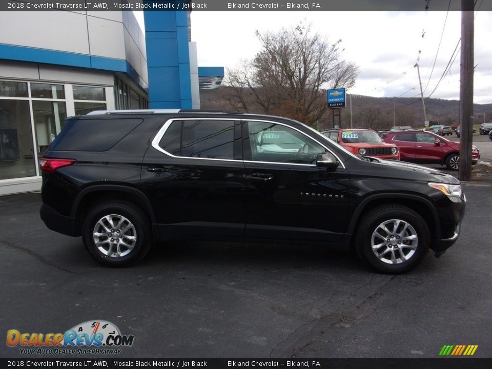 2018 Chevrolet Traverse LT AWD Mosaic Black Metallic / Jet Black Photo #2