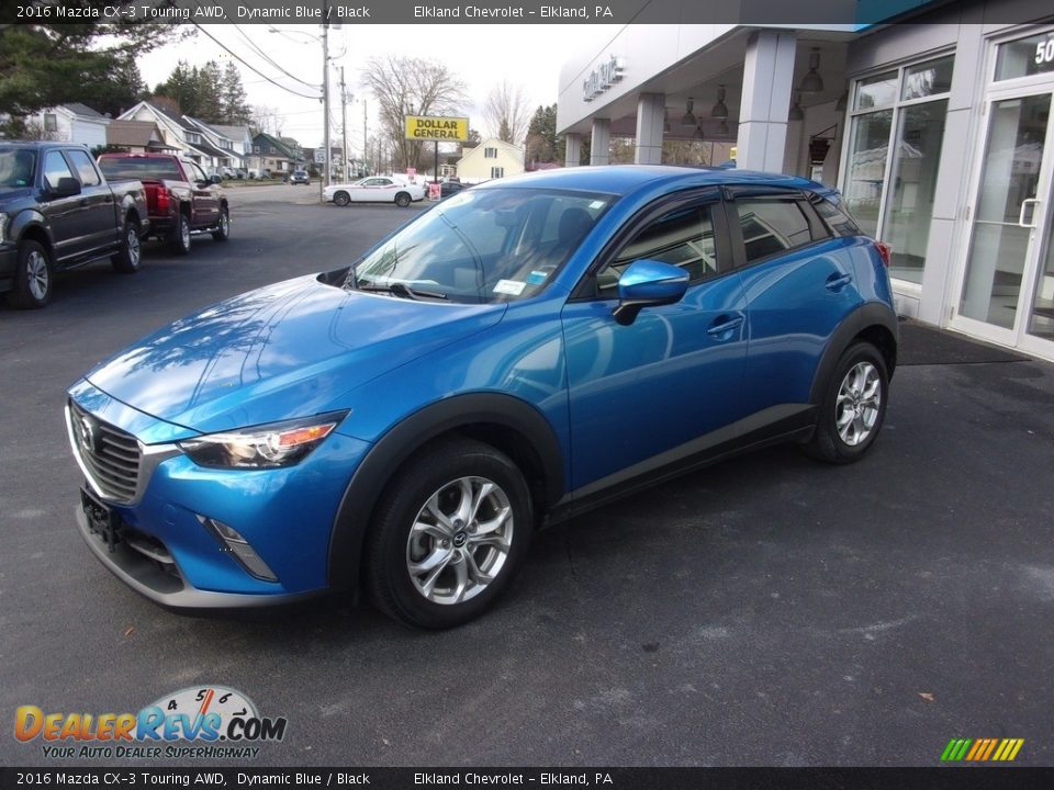 Front 3/4 View of 2016 Mazda CX-3 Touring AWD Photo #5