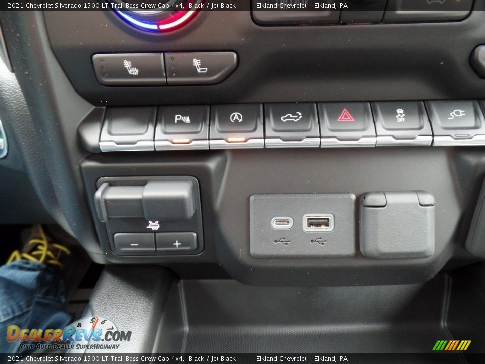 2021 Chevrolet Silverado 1500 LT Trail Boss Crew Cab 4x4 Black / Jet Black Photo #35