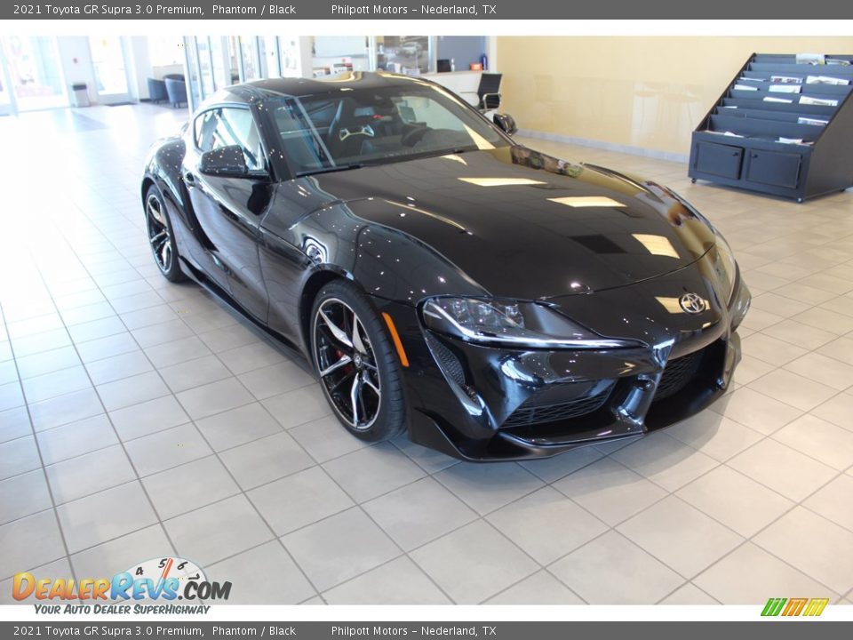 Front 3/4 View of 2021 Toyota GR Supra 3.0 Premium Photo #2