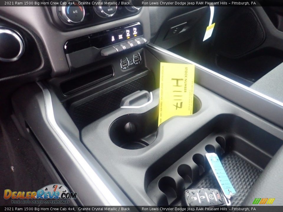 2021 Ram 1500 Big Horn Crew Cab 4x4 Granite Crystal Metallic / Black Photo #18