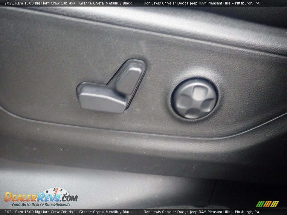 2021 Ram 1500 Big Horn Crew Cab 4x4 Granite Crystal Metallic / Black Photo #20
