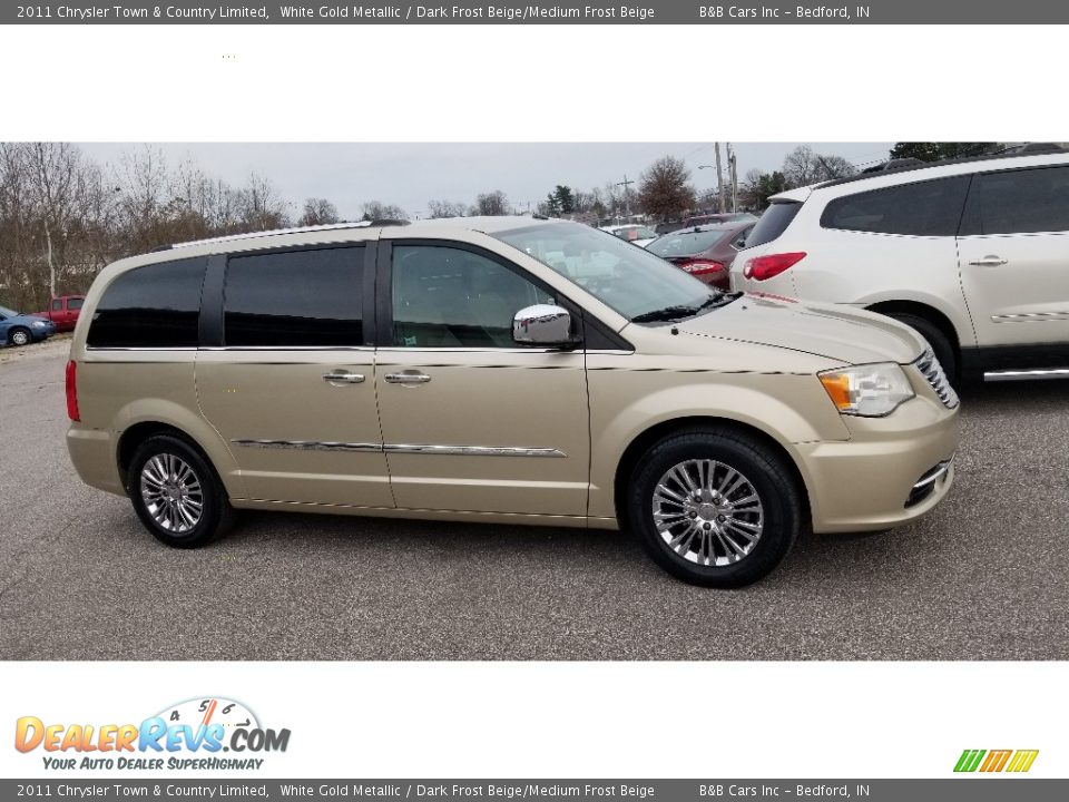 2011 Chrysler Town & Country Limited White Gold Metallic / Dark Frost Beige/Medium Frost Beige Photo #2