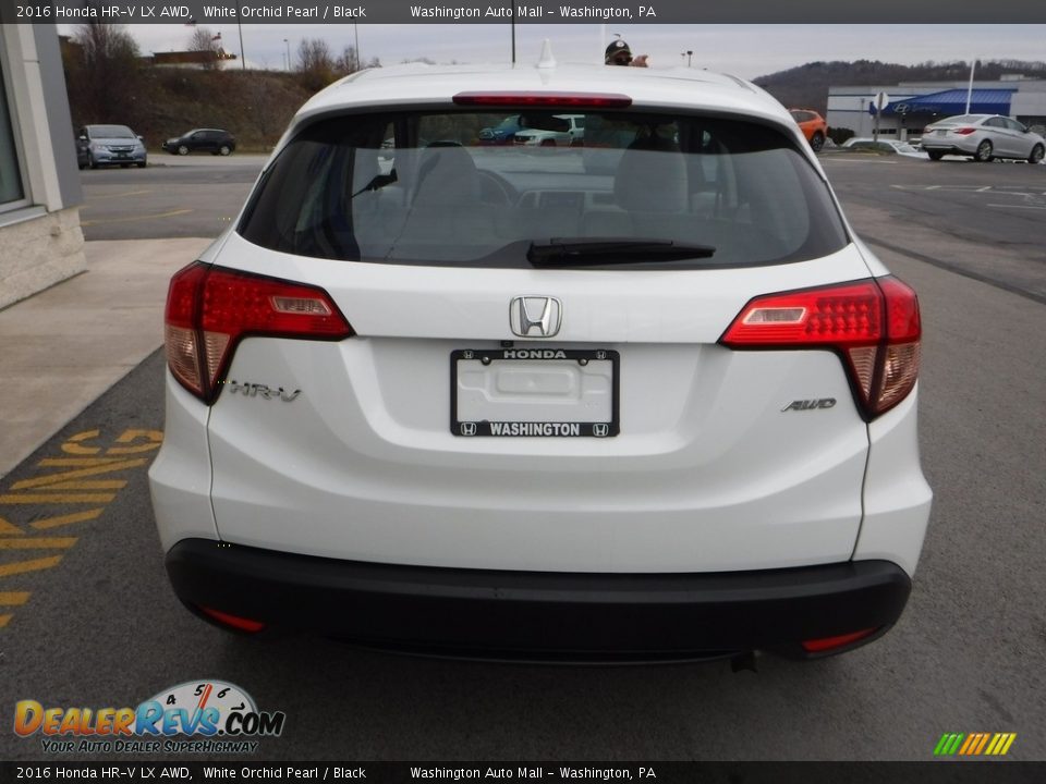 2016 Honda HR-V LX AWD White Orchid Pearl / Black Photo #8