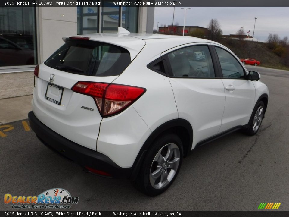 2016 Honda HR-V LX AWD White Orchid Pearl / Black Photo #9