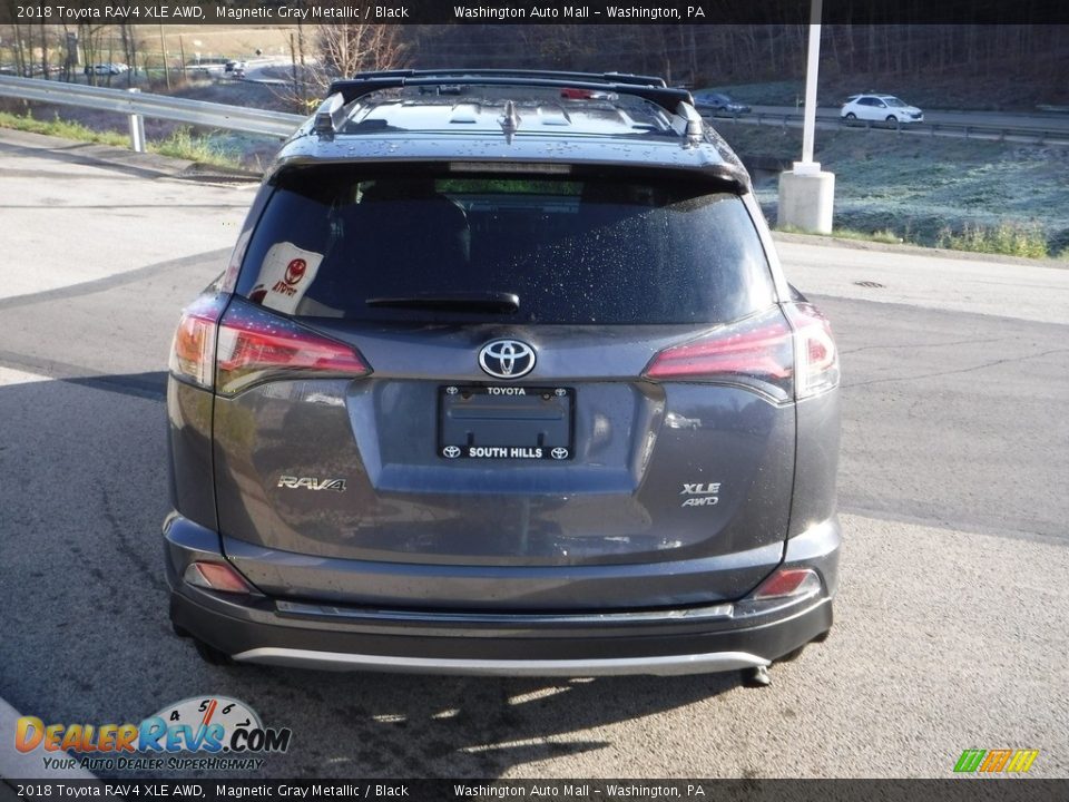 2018 Toyota RAV4 XLE AWD Magnetic Gray Metallic / Black Photo #14