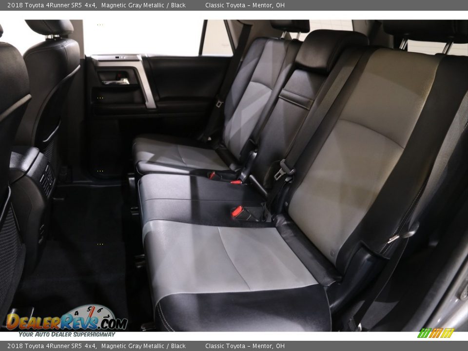 2018 Toyota 4Runner SR5 4x4 Magnetic Gray Metallic / Black Photo #18